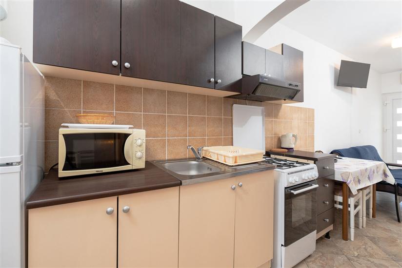 Apartment A2, for 5 persons