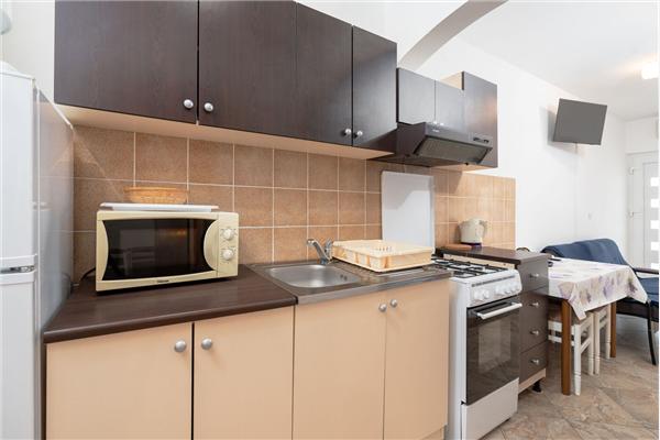 Apartment A2, for 5 persons