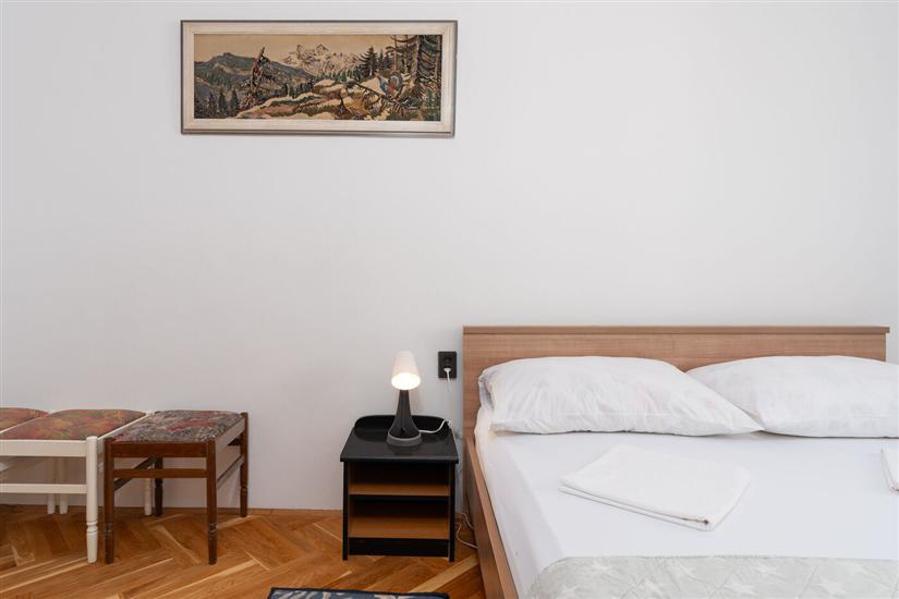 Apartment A2, for 5 persons