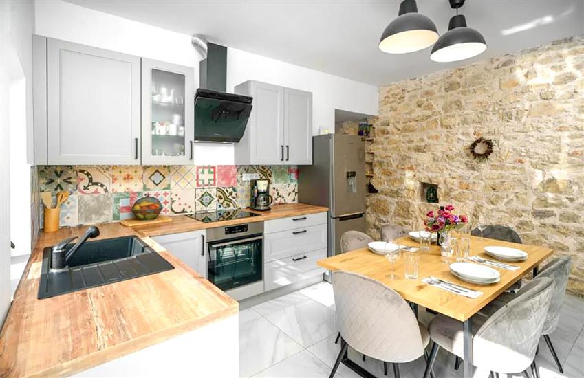 House K1, for 8 persons