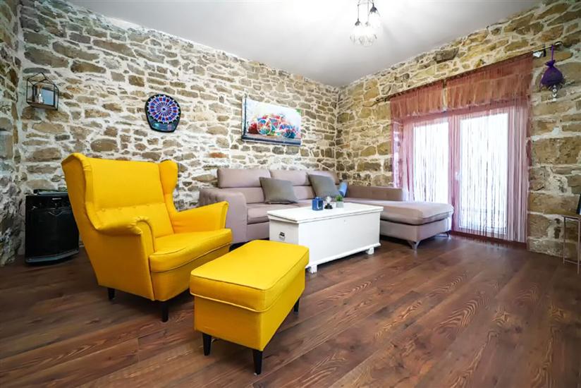 House K1, for 8 persons