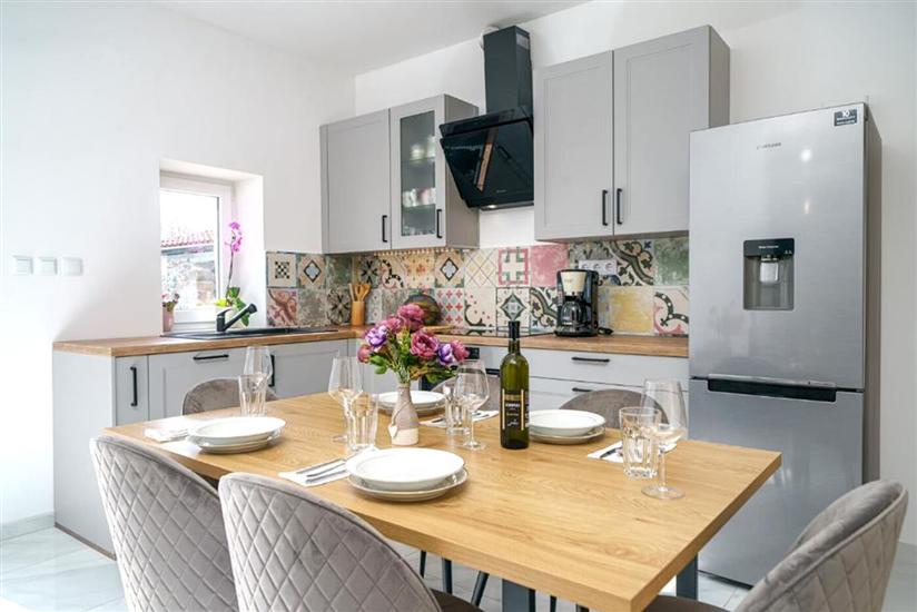 House K1, for 8 persons