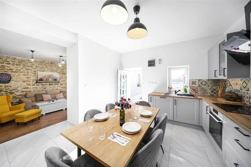 House K1, for 8 persons