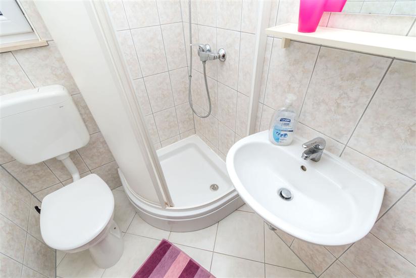 Apartment A2, for 3 persons