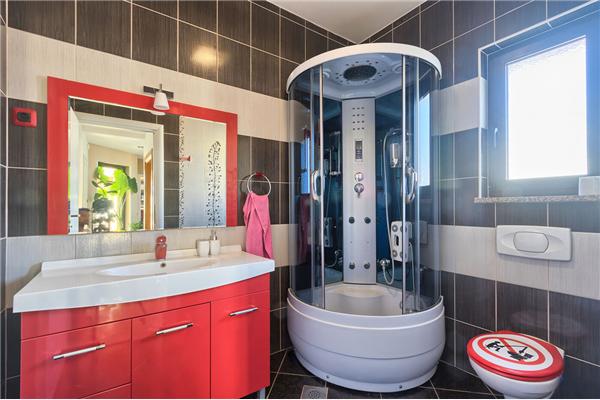 House K1, for 8 persons