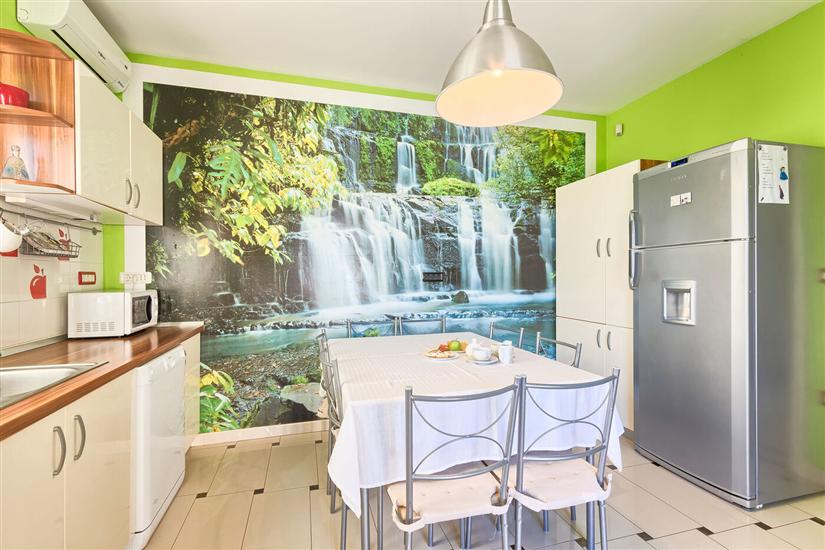 House K1, for 8 persons