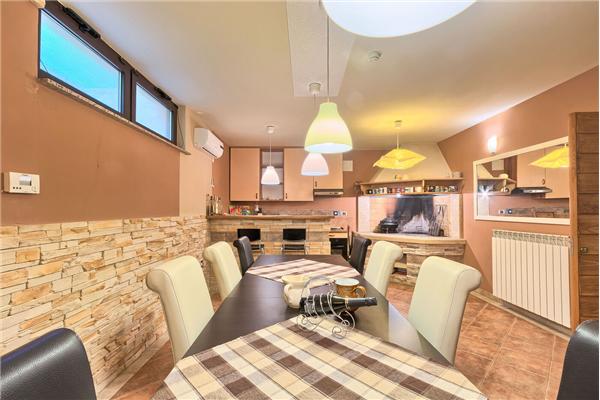 House K1, for 8 persons