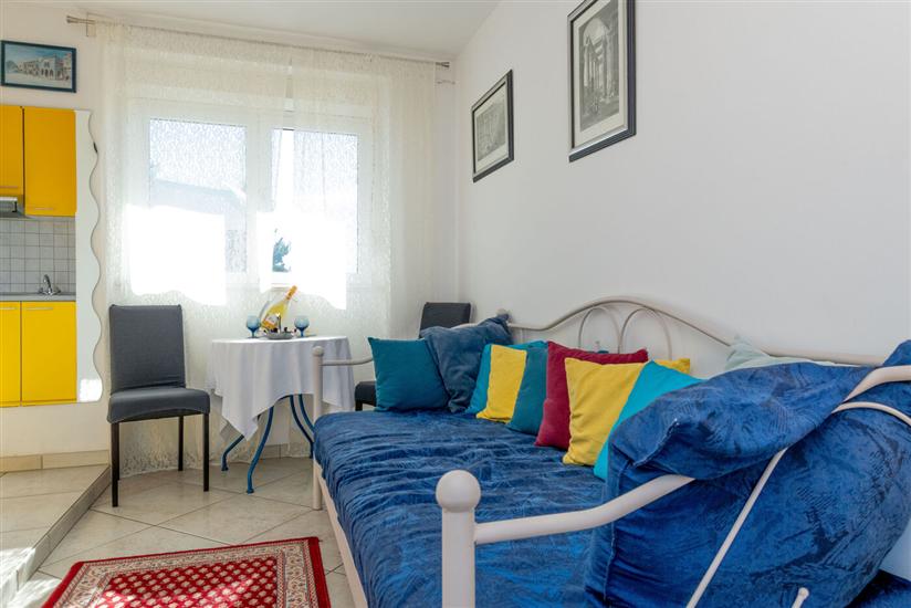 Apartment A1, for 3 persons