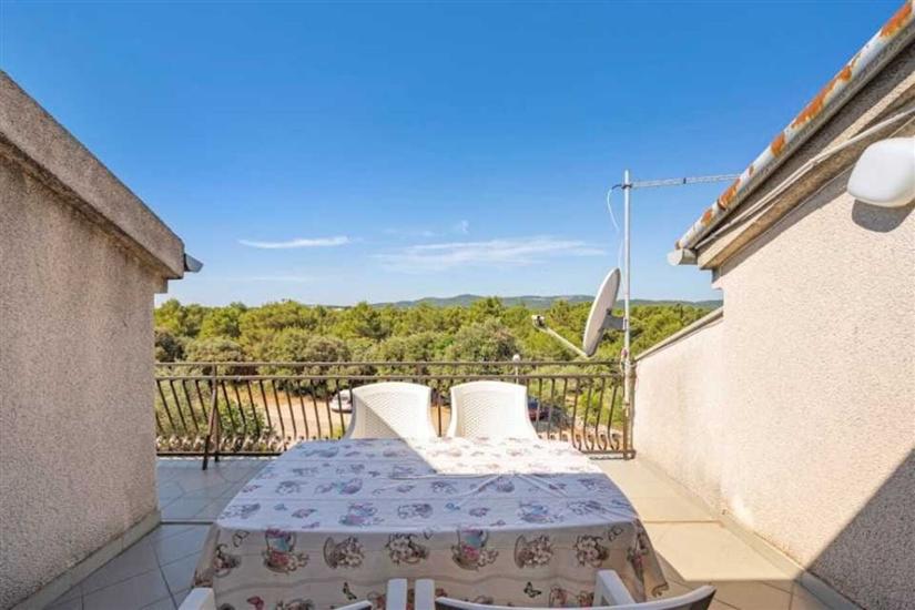 Apartment A2, for 4 persons