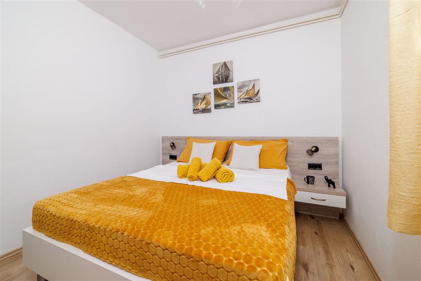 Apartment A4, for 6 persons