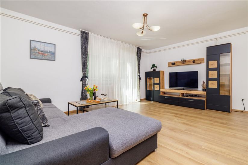 Apartment A4, for 6 persons