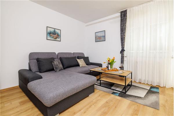 Apartment A4, for 6 persons