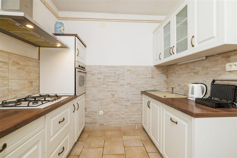 Apartment A4, for 6 persons