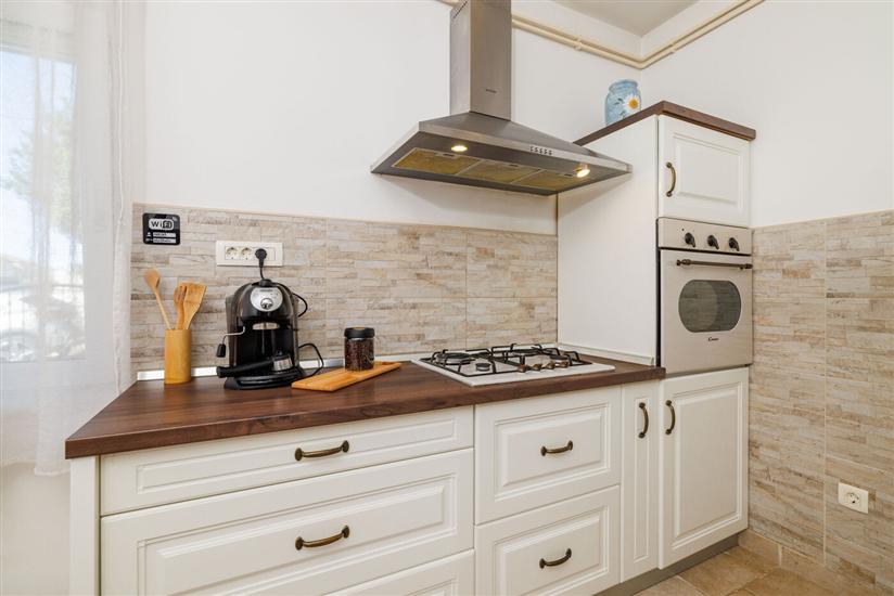 Apartment A4, for 6 persons