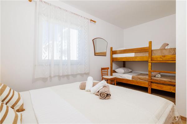 Apartment A2, for 4 persons