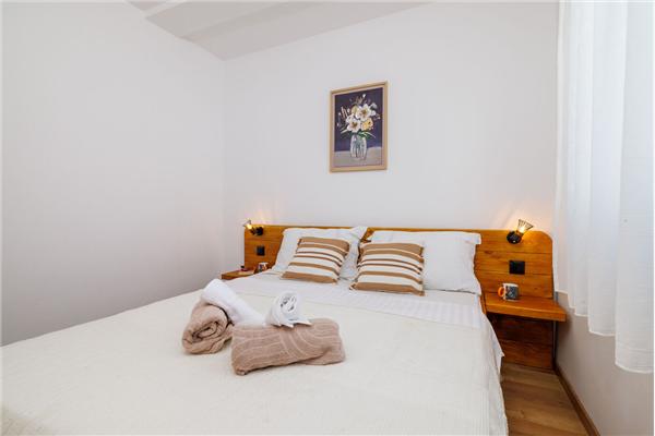 Apartment A2, for 4 persons