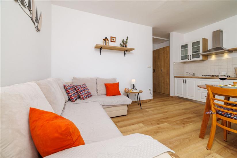 Apartment A2, for 4 persons