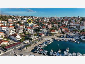 Lägenhet Bareta Okrug Gornji (Ciovo), Storlek 35,00 m2, Luftavstånd till havet 50 m