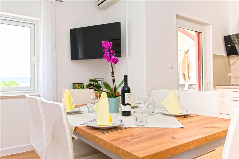 Apartment A1, for 4 persons