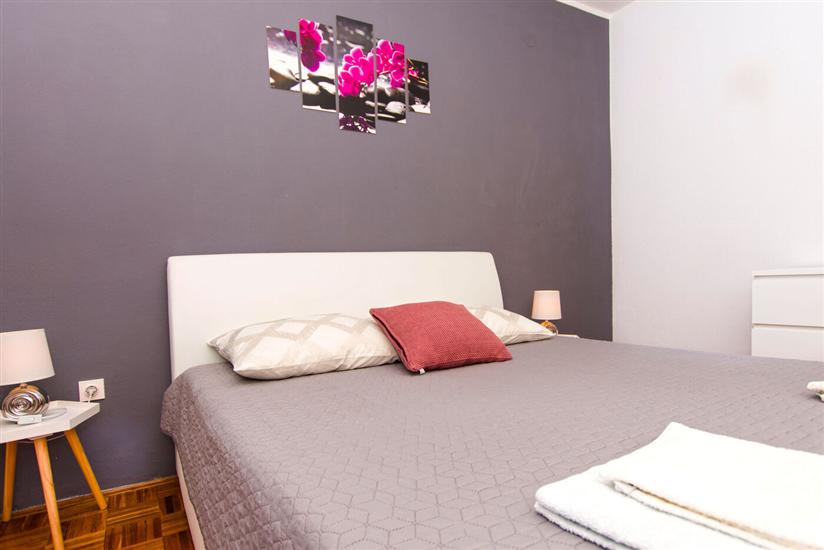 Apartment A2, for 5 persons