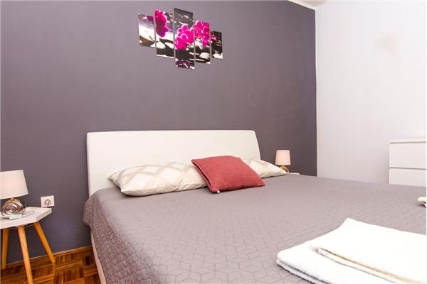 Apartment A2, for 5 persons