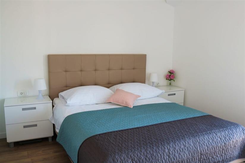 Apartment A3, for 5 persons