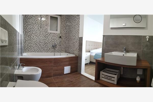 Apartment A3, for 5 persons