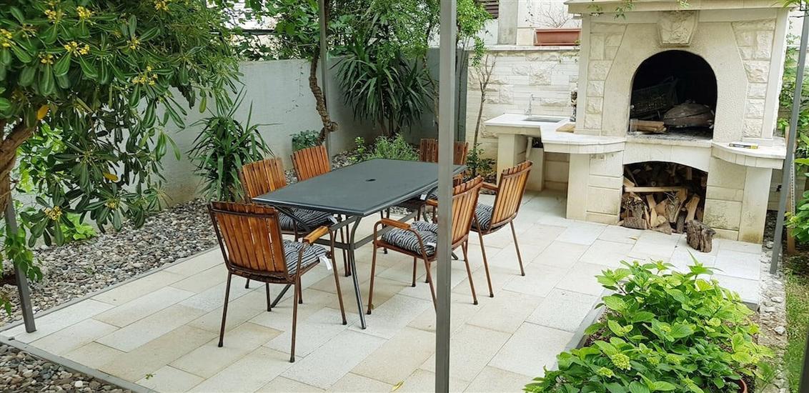 Apartment A5, for 5 persons