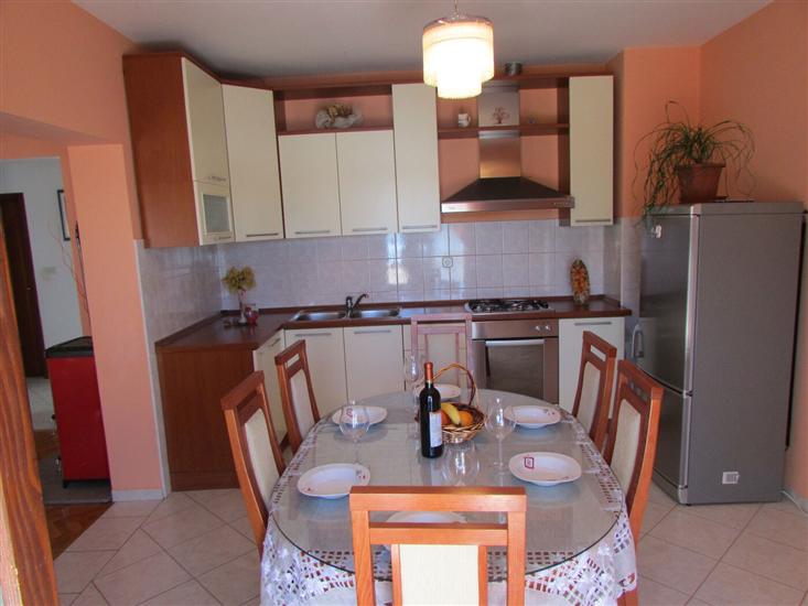 Apartment A2, for 4 persons