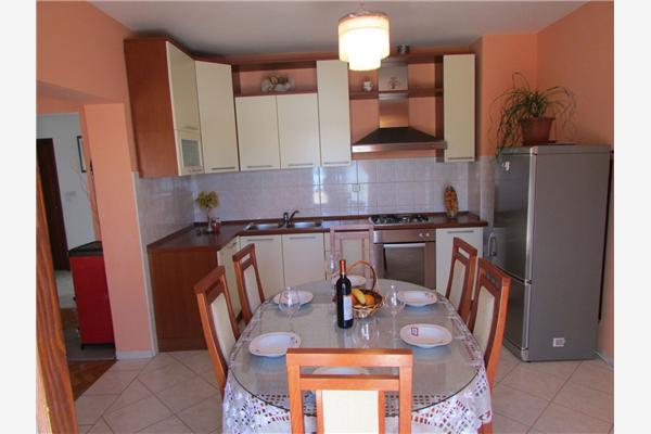 Apartment A2, for 4 persons