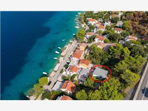 Apartment Cosy Terrace Grebastica, Size 50.00 m2, Airline distance to the sea 30 m, Airline distance to town centre 50 m