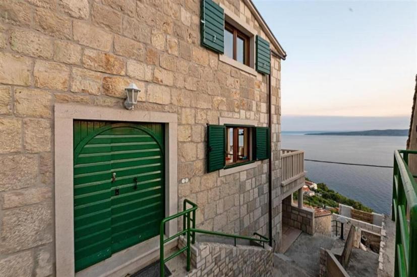 Apartments Brela with pool