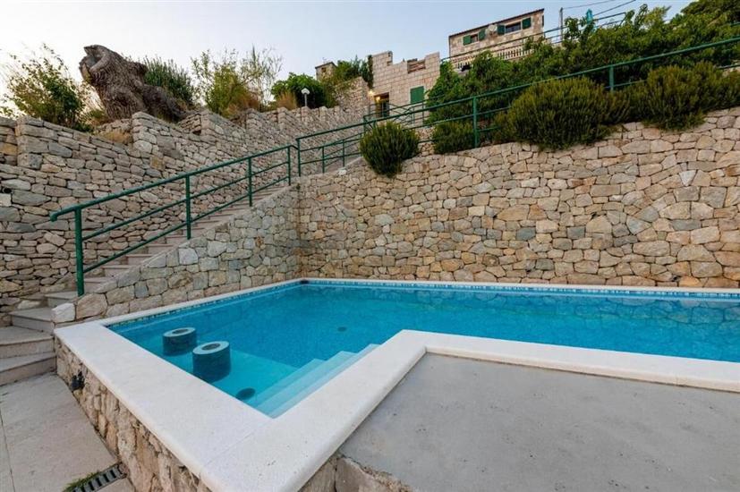 Apartments Brela with pool