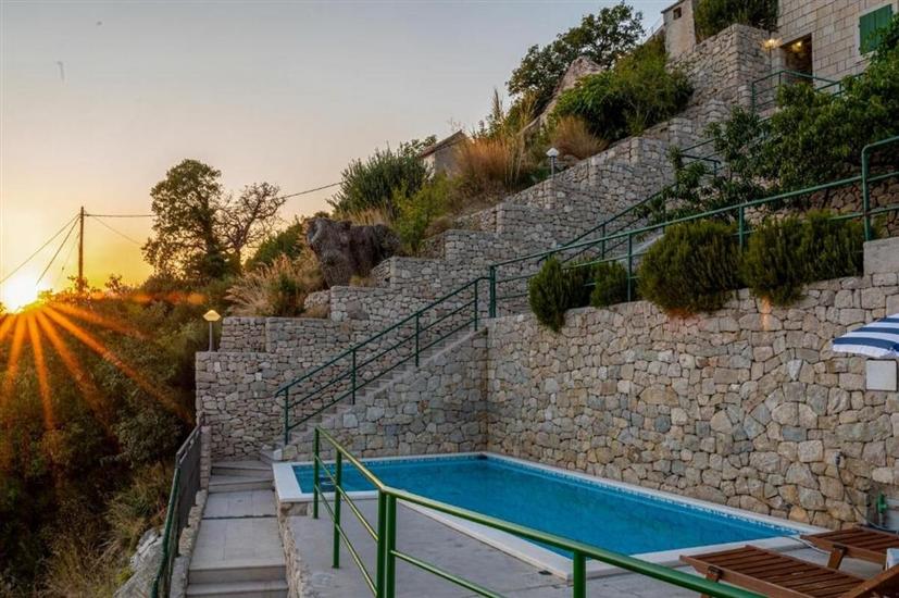 Apartments Brela with pool