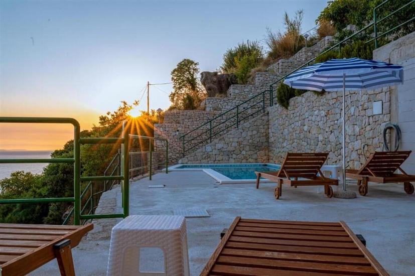 Apartments Brela with pool