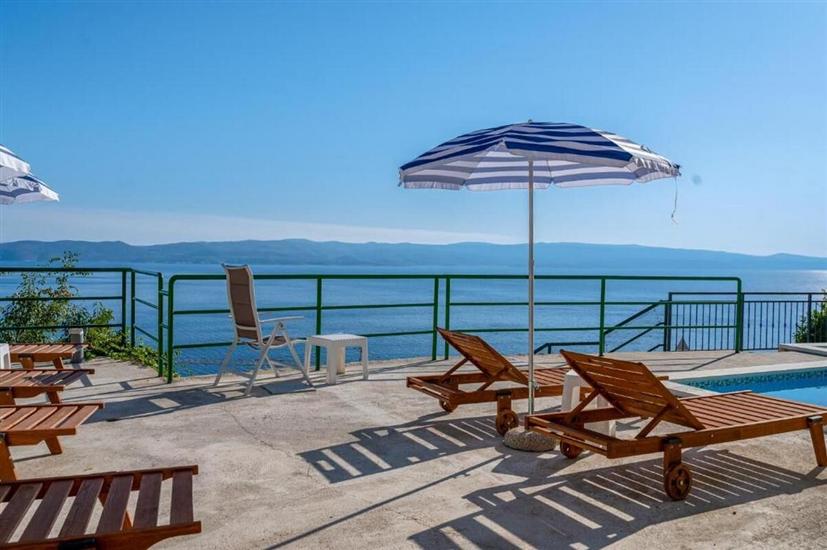 Apartments Brela with pool