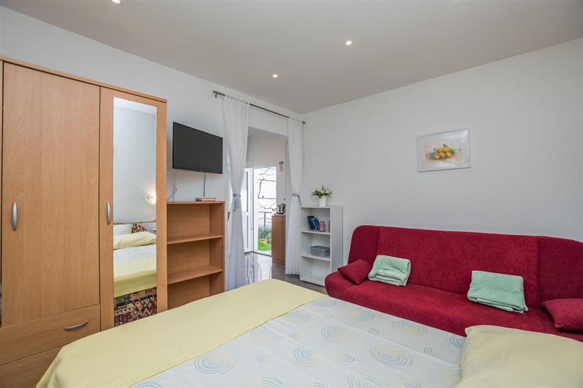 Apartment A1, for 3 persons