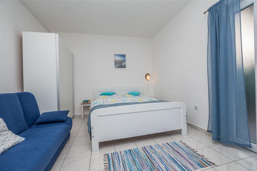 Apartment A2, for 3 persons