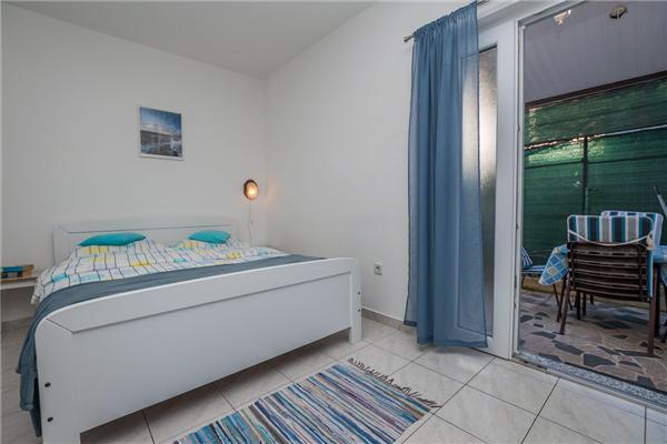 Apartment A2, for 3 persons