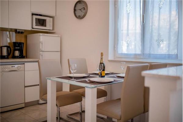 Apartman A2, na 4 osebe