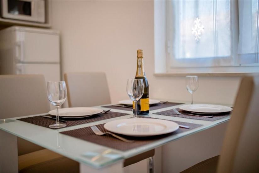 Apartman A2, na 4 osebe