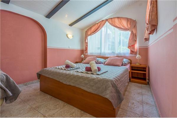 Apartment A5, for 4 persons