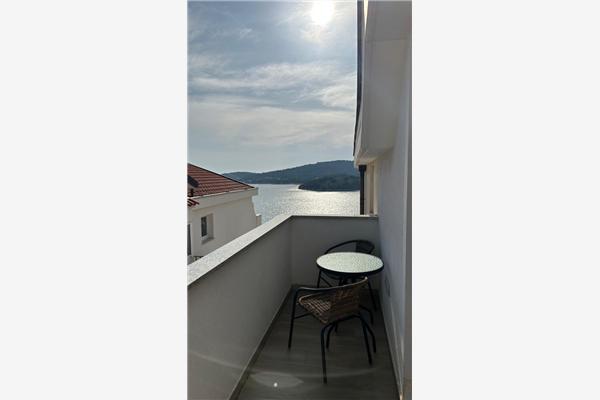 Apartment A1, for 6 persons