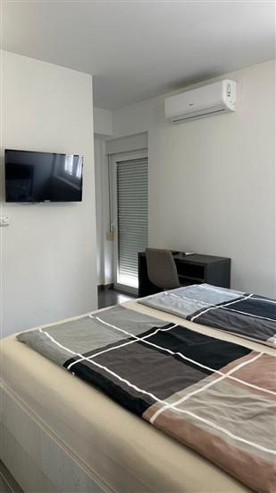 Apartment A2, for 6 persons