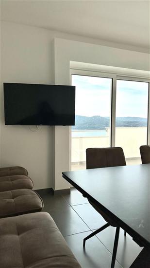 Apartment A2, for 6 persons