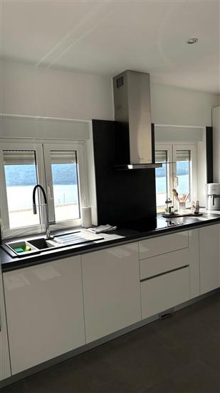 Apartment A2, for 6 persons