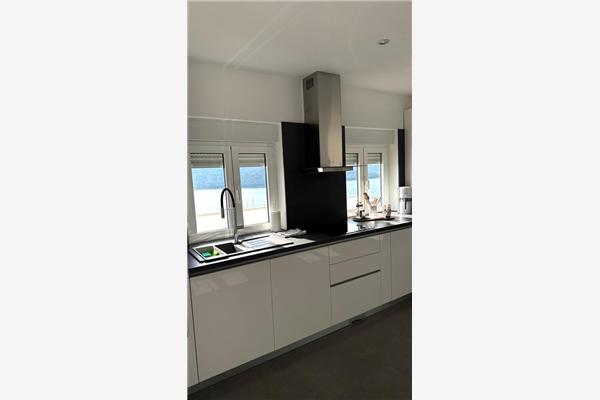 Apartment A2, for 6 persons