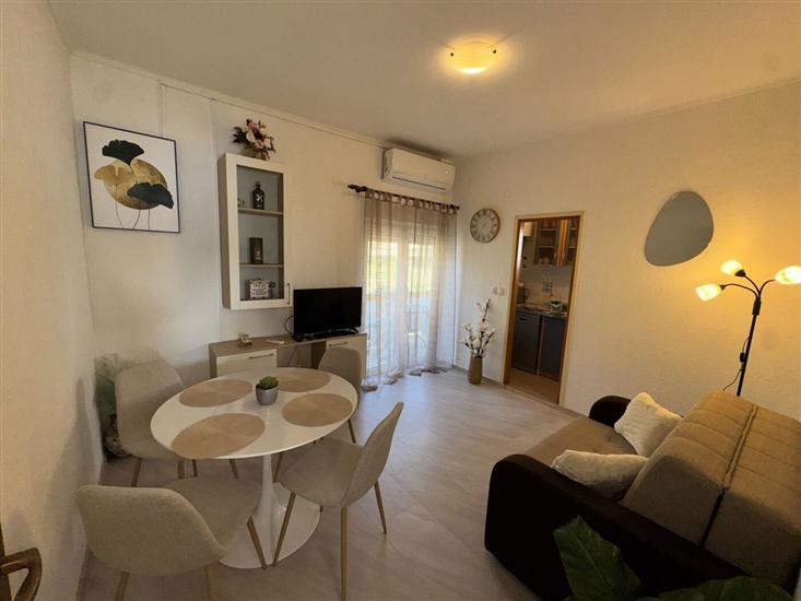 Apartment A2, for 3 persons