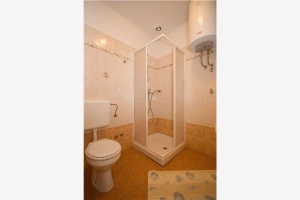 Apartment A3, for 6 persons