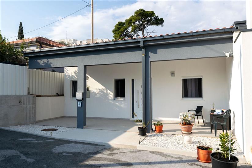 Apartmán Comfort with private parking